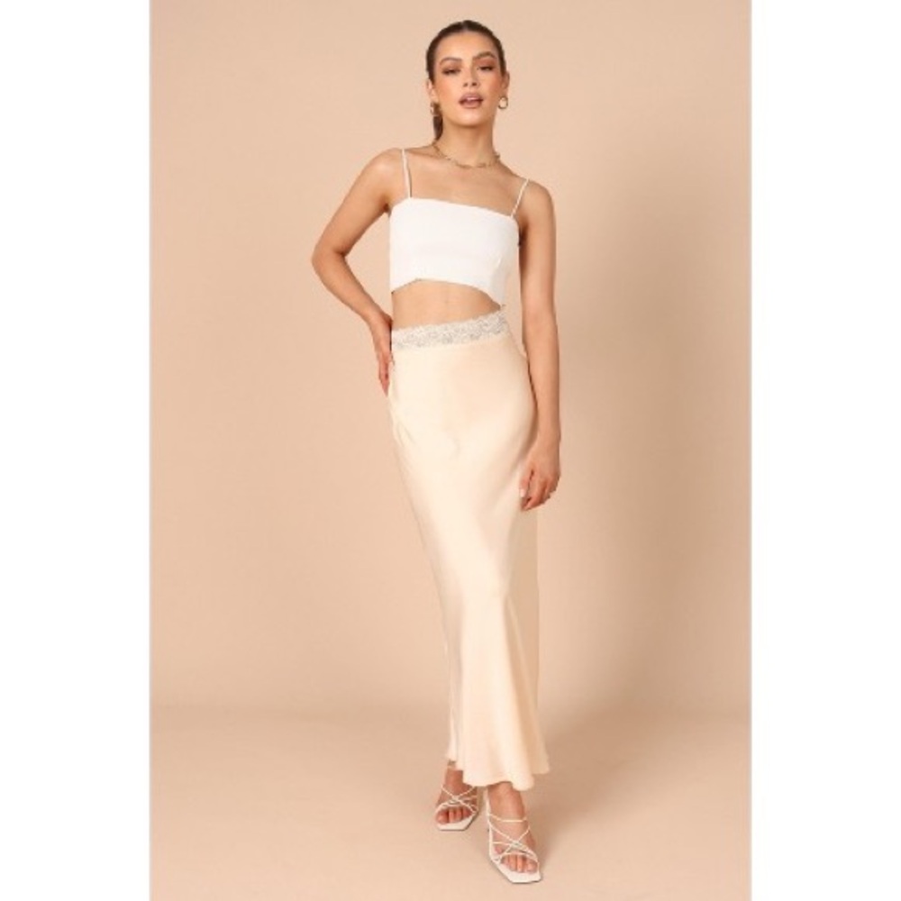 Petal and pup women’s Camila maxi skirt size XL NWT